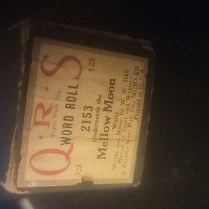 QRS piano roll #2153 Mellow Moon.